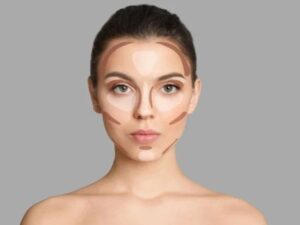 Rosto de uma mulher mostrando contorno perfeito